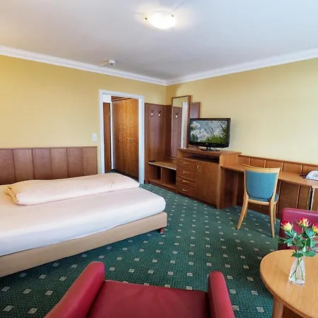 Hotel Olympia *